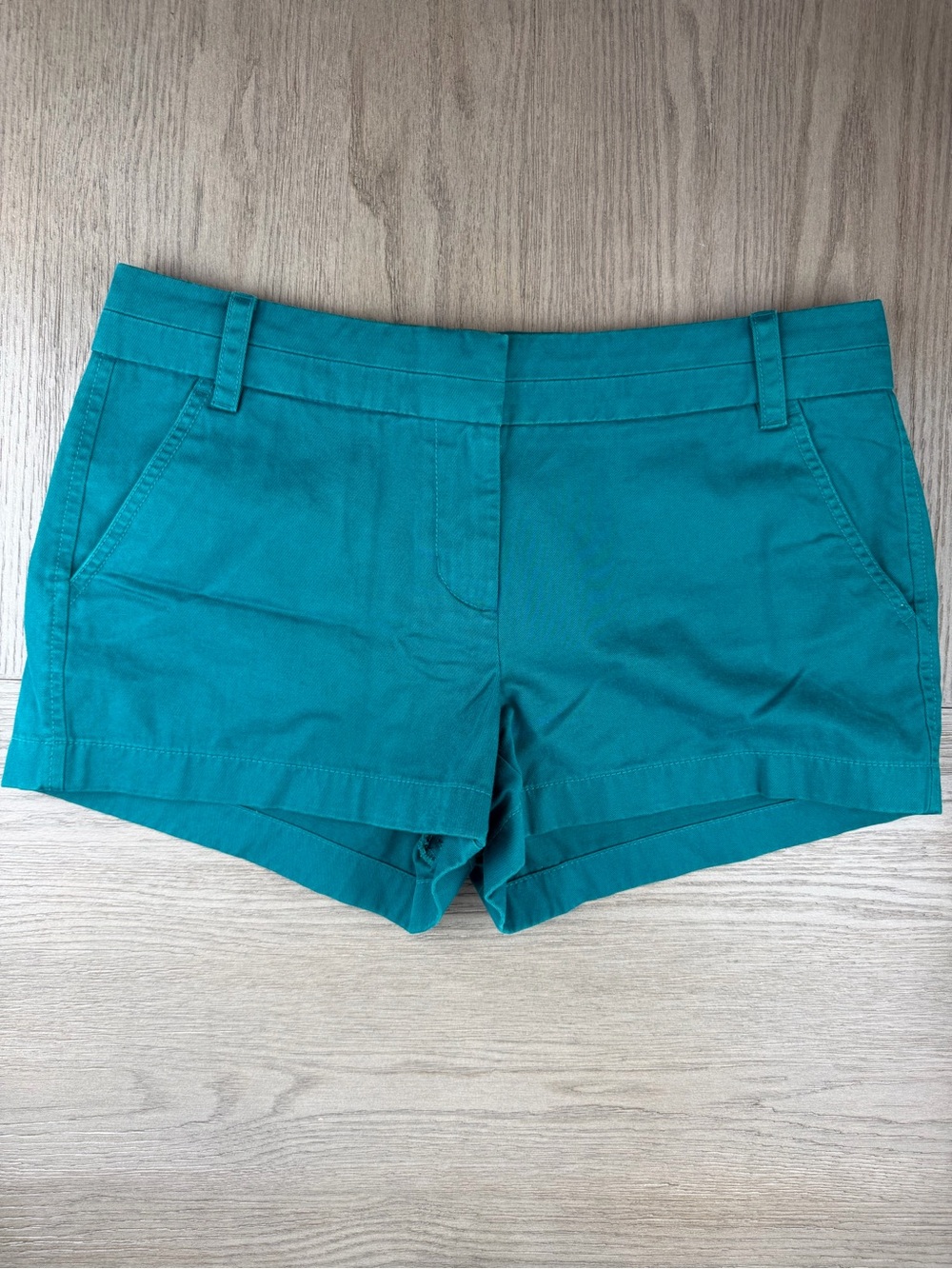 J.Crew Size 8 City Fit Chino Shorts Green 3" Inseam NWT